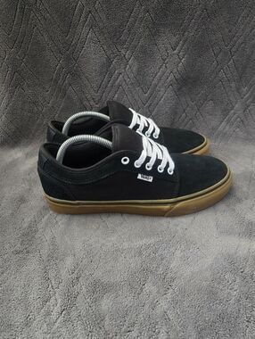 Vans Chukka Low Skate Shoes Mens Sz 9 Black Gum Sneakers Skateboarding.